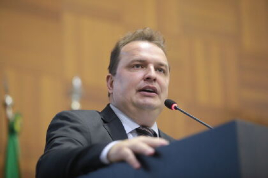 Max Russi alerta sobre avanço da violência nas escolas e cobra ação imediata