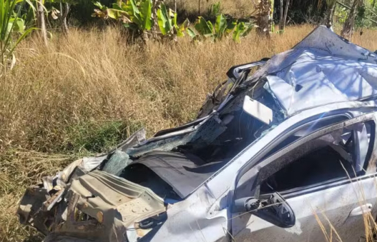 Tragédia em Venda Nova do Imigrante: Casal morre após carro despencar de paredão de 400 metros