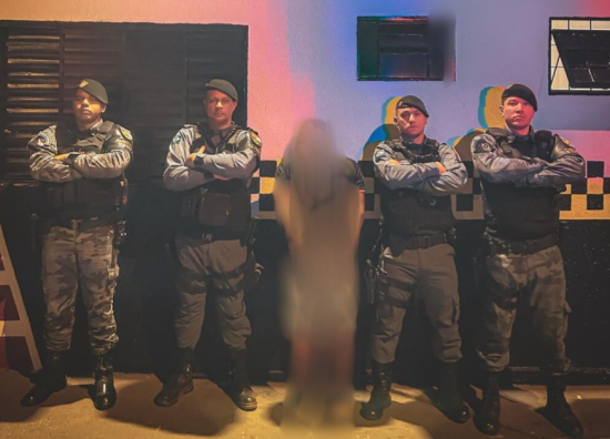 GAP e Força Tática prendem suspeito de roubo com refém em Barra do Garças