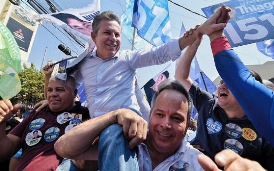 Mauro Mendes lidera pesquisa ao Governo de MT com 49% das intenções de voto