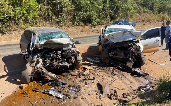 Dois motoristas morrem em colisão frontal na BR-163 em MT
