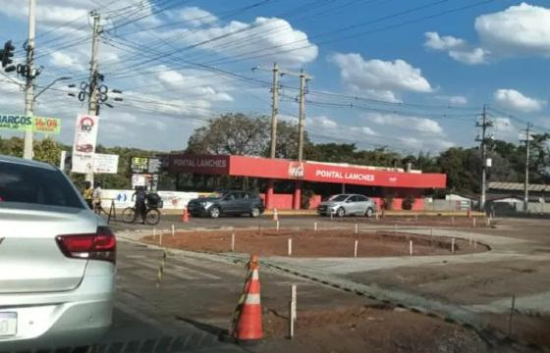 Prefeitura notifica empresa e dá prazo até sexta para retomada de obra de rotatória