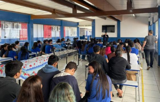 Alunos de escolas de Barra do Garças e Pontal do Araguaia participam de palestra do Procon