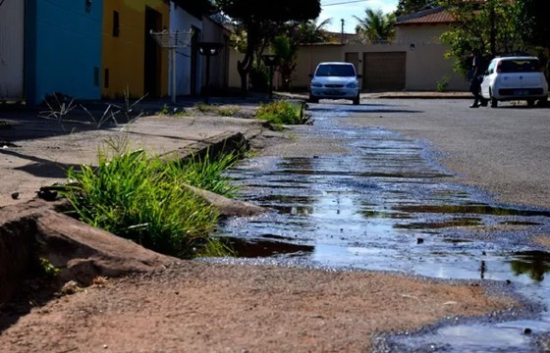 Prefeitura de Barra do Garças deve multar moradores por despejo de água de máquina de lavar roupas