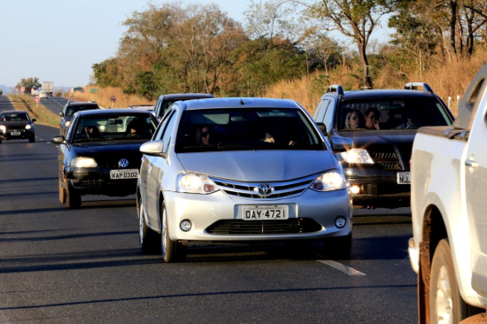 Governo de MT prorroga até 2028 benefício fiscal que isenta IPVA de veículos novos