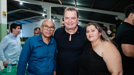 Max Russi e Armando Brito parabenizam servidores públicos de Barra e desejam boas festas