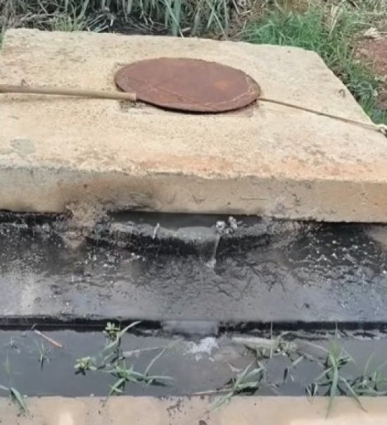 Vereador denuncia despejo de dejetos em via pública e critica falta de fiscalização do sistema de esgoto em Nova Xavantina