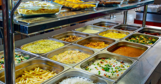 Lula assina decreto que impõe teto nas taxas do vale-refeição e amplia aceitação em todo o país